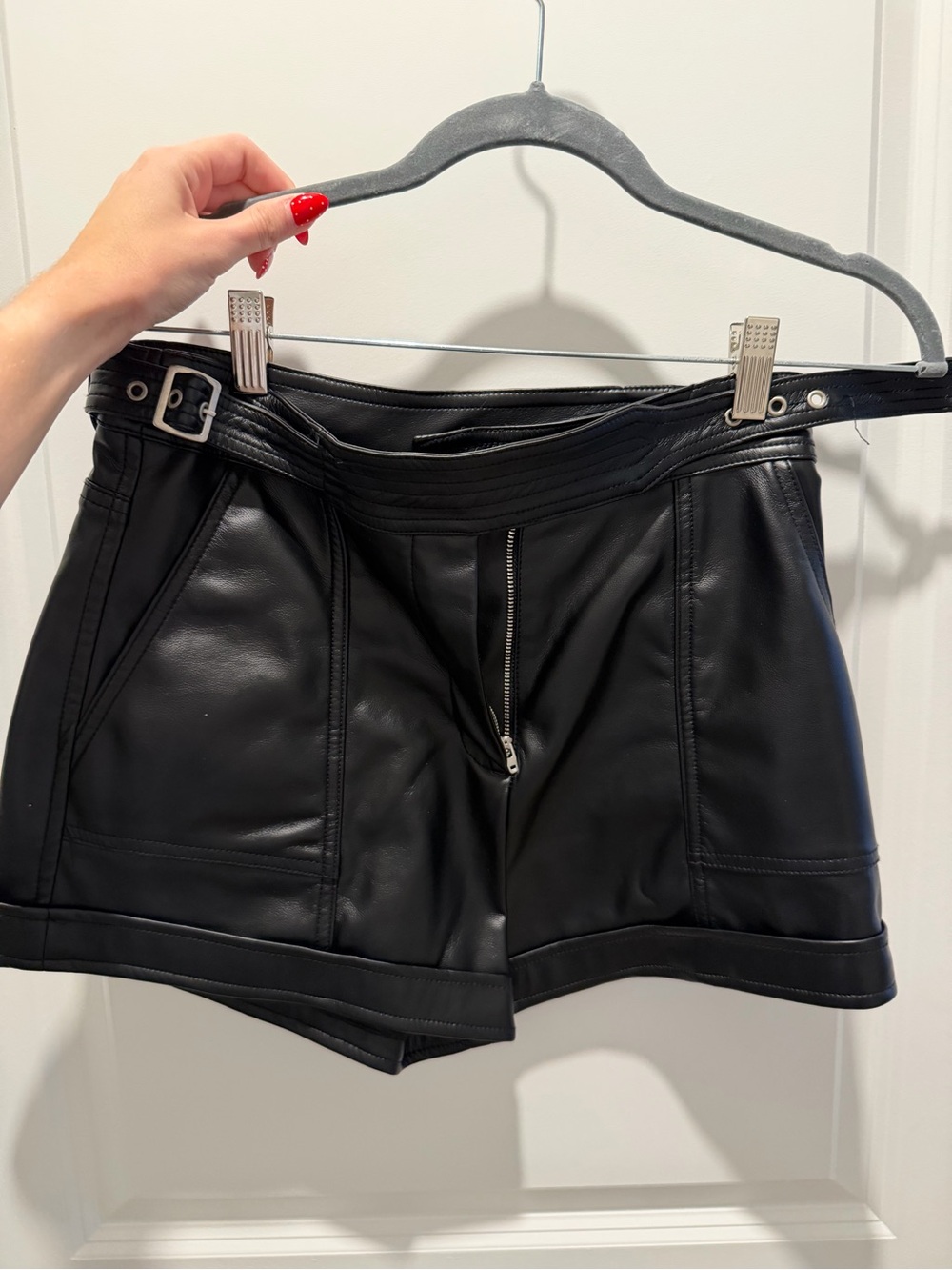 Leather-Look Black Women’s Shorts with Belt